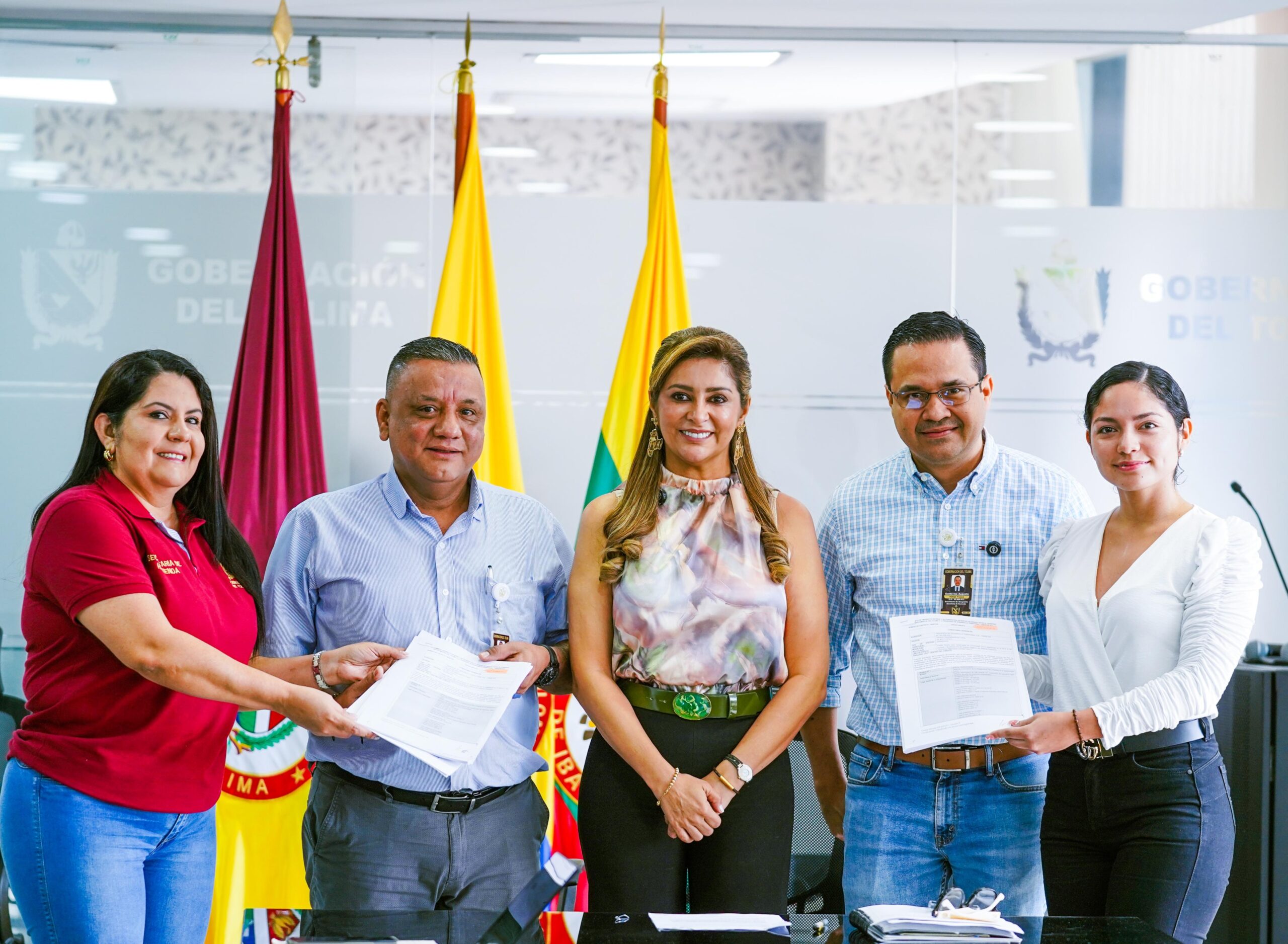 Gobierno del Tolima asegura empréstito de Findeter por más de $184.000 millones para proyectos estratégicos