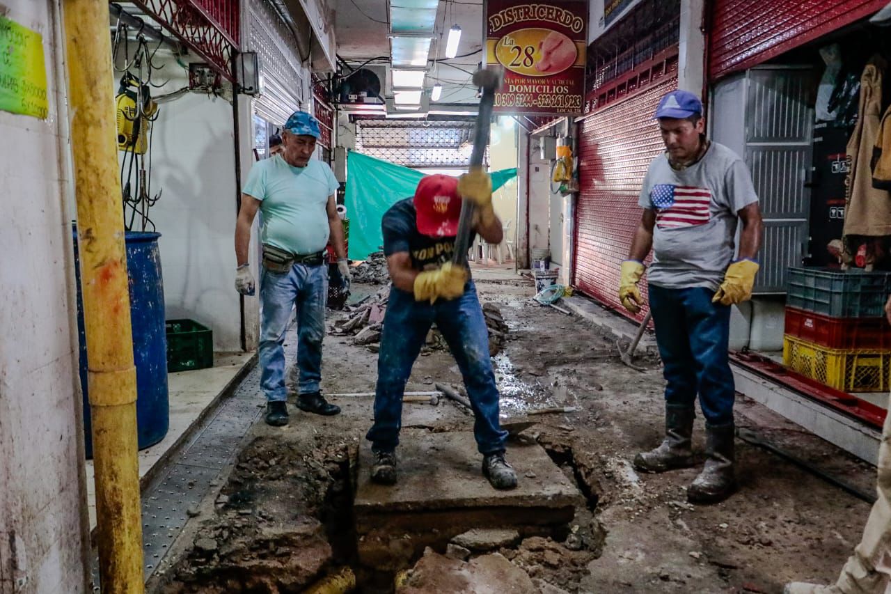 Alcaldía avanza con obras hidrosanitarias en la Plaza de La 28