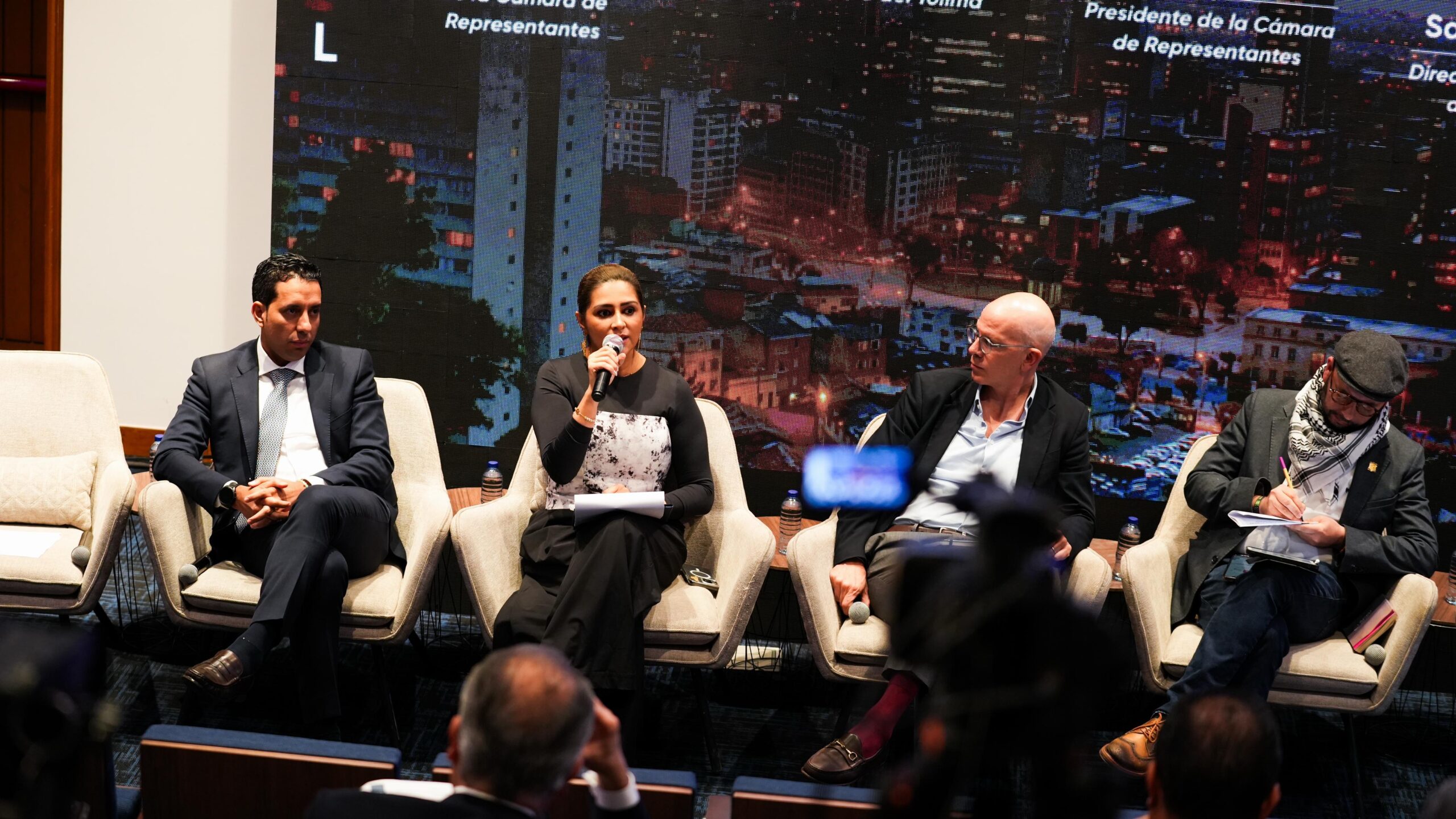 “La distribución de las competencias en Colombia también debe darse en el tema de la seguridad que, hoy, necesitan nuestras regiones”: gobernadora del Tolima en Gran Encuentro en la ciudad de Bogotá