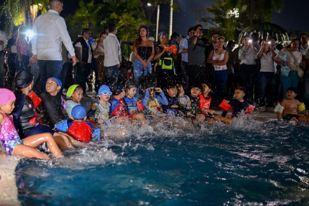 Alcaldesa Johana Aranda hace entrega de las obras del nuevo Parque Acuático de Ibagué