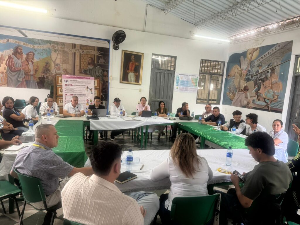 Docente fue apartado del Colegio San Simón y demás instituciones educativas de Ibagué tras denuncia ciudadana