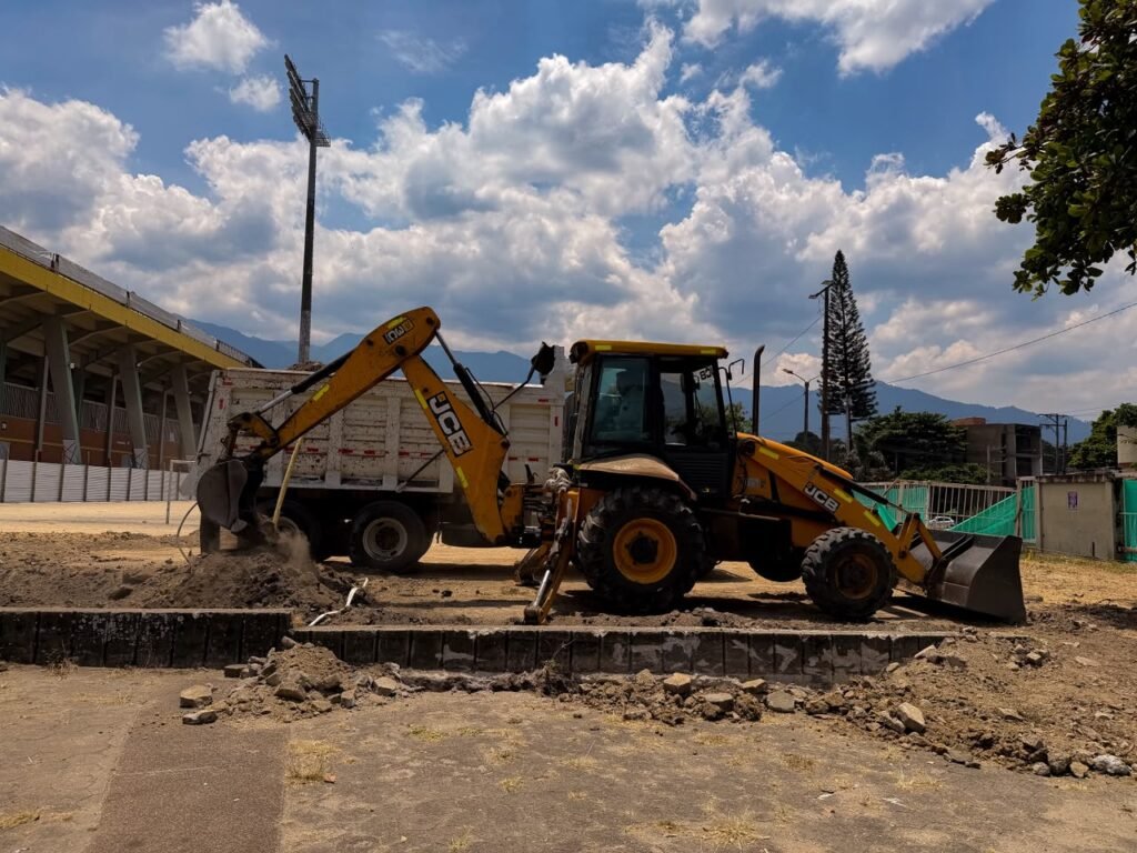 Alcaldía de Ibagué inicia el mejoramiento de la Cancha Marte