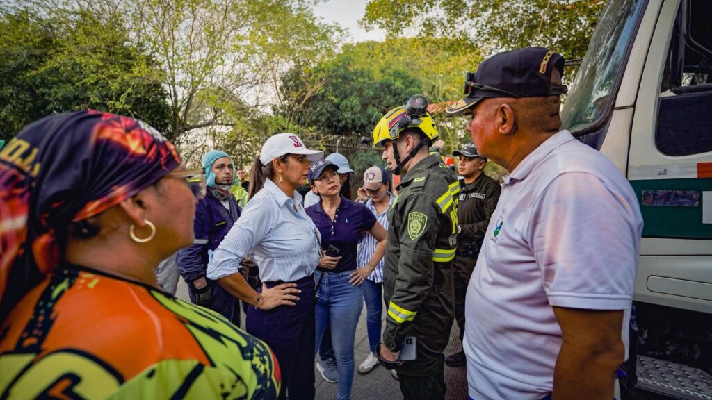 Gobernadora despliega operativo en varios municipios ante emergencia por incendios en el Tolima
